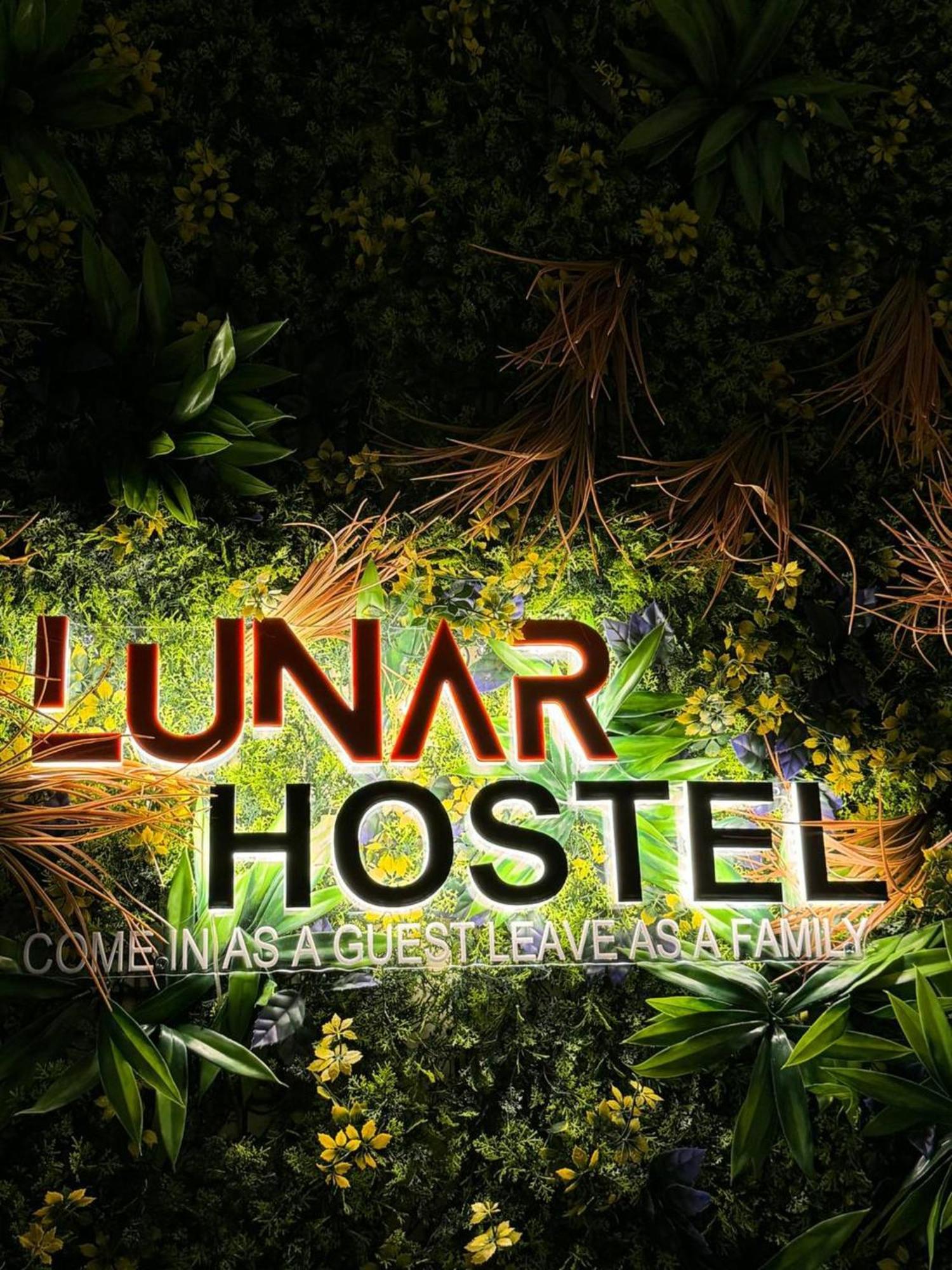 The Villa Hostel - By Lunar アブダビ エクステリア 写真